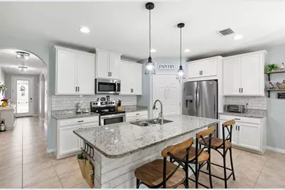 3215 Birchin Lane, Fort Myers, FL 33916 - Photo 4
