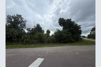 192 Macarthur Drive, Port Charlotte, FL 33954 - Photo 10