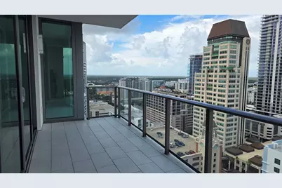 100 1st Avenue N #2406, Saint Petersburg, FL 33701 - Photo 34