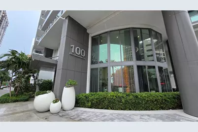 100 1st Avenue N #2406, Saint Petersburg, FL 33701 - Photo 2