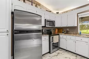 30048 Oak Rd, Punta Gorda, FL 33982 - Photo 18