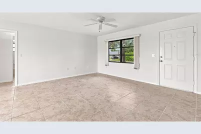 18422 Arapahoe Circle, Port Charlotte, FL 33948 - Photo 16
