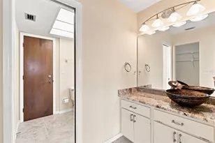 18422 Arapahoe Cir, Port Charlotte, FL 33948 - Photo 10