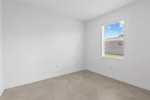 8571 St Kitts Cir, Englewood, FL 34224 - Photo 18