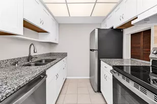 8 Quails Run Blvd, Englewood, FL 34223 - Photo 10