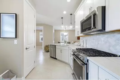 25029 Pearl Lake Circle #25029, Englewood, FL 34223 - Photo 10