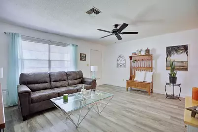 306 Lark Terrace, Sebring, FL 33872 - Photo 4