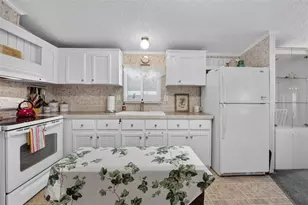 159 Tarpon, Punta Gorda, FL 33950 - Photo 32