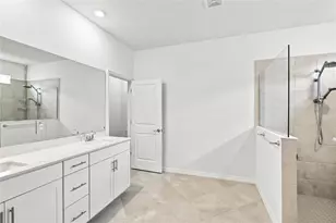 11296 Pinot Dr, Venice, FL 34293 - Photo 18