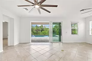 11296 Pinot Dr, Venice, FL 34293 - Photo 6