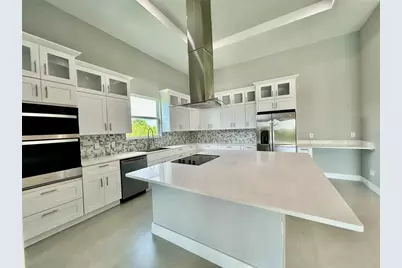 8147 Tracy Circle, Port Charlotte, FL 33981 - Photo 6