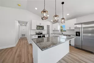 6894 SW Miami Ave, Arcadia, FL 34266 - Photo 2