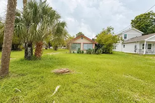 207 S Lee Ave, Arcadia, FL 34266 - Photo 2