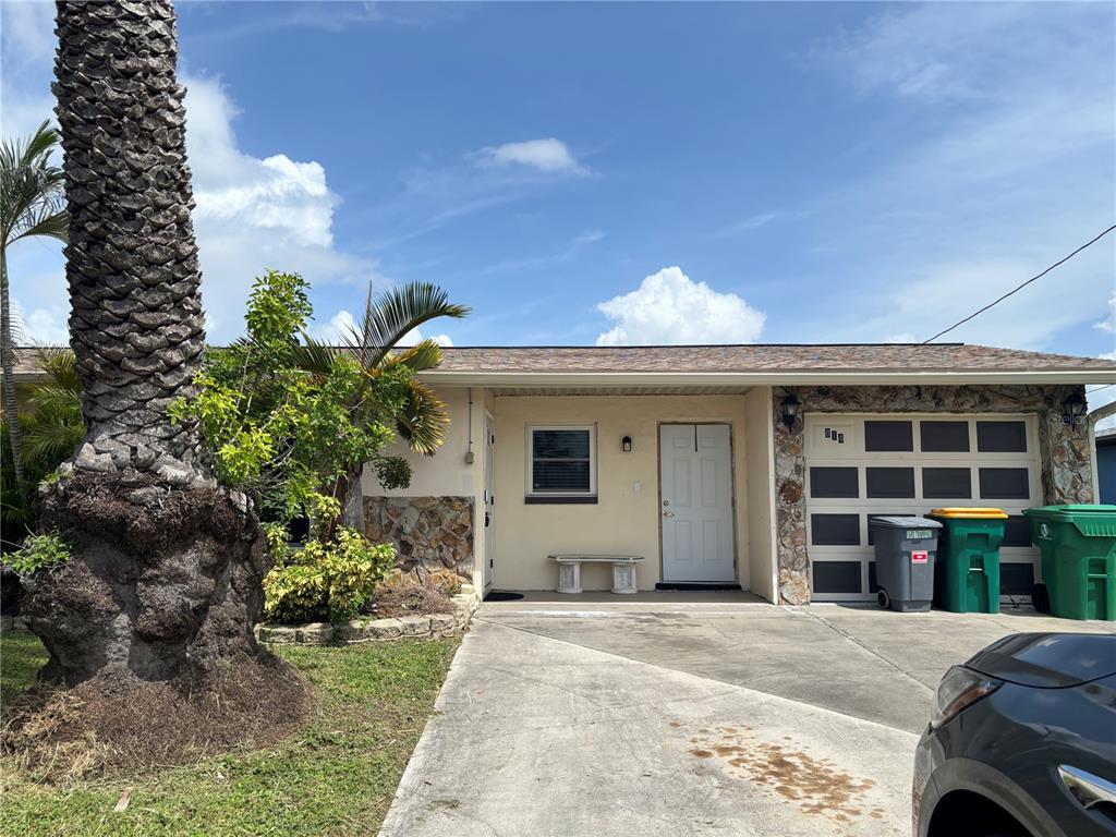 814 Spring Lake Blvd NW - 814 Spring Lake Blvd NW, Port Charlotte, FL 33952 Luxury Property | Jose Angel Pina