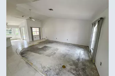 5431 S Cranberry Boulevard, North Port, FL 34286 - Photo 2
