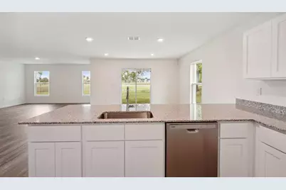 12038 Pembrooke Avenue, Weeki Wachee, FL 34614 - Photo 8