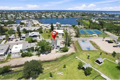 455 62nd Street, Holmes Beach, FL 34217 - Photo 22