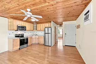 455 62nd St, Holmes Beach, FL 34217 - Photo 4