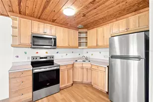 455 62nd St, Holmes Beach, FL 34217 - Photo 6