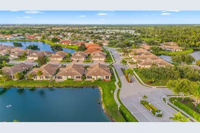 1001 Topelis Drive, Englewood, FL 34223 - Photo 4