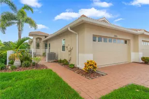1001 Topelis Dr, Englewood, FL 34223 - Photo 10