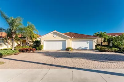 319 Monaco Drive #8, Punta Gorda, FL 33950 - Photo 1