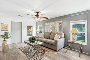 6324 Sparrow Ln, Englewood, FL 34224 - Photo 6