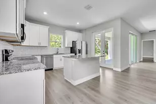27431 Natal Dr, Punta Gorda, FL 33983 - Photo 10