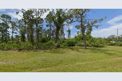 103 Glades Drive, Rotonda West, FL 33947 - Photo 4