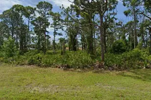 103 Glades Dr, Rotonda West, FL 33947 - Photo 1