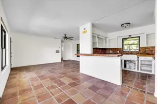 807 Lucille Ave, Nokomis, FL 34275 - Photo 10