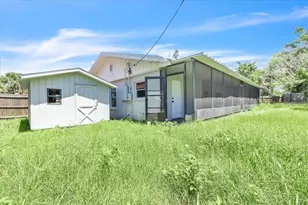 807 Lucille Ave, Nokomis, FL 34275 - Photo 30