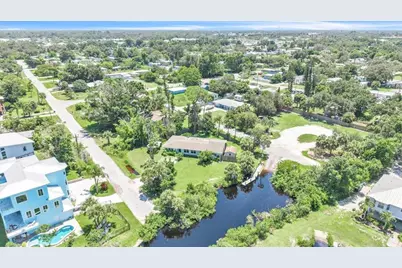 807 Lucille Avenue, Nokomis, FL 34275 - Photo 36
