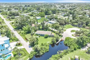 807 Lucille Ave, Nokomis, FL 34275 - Photo 36