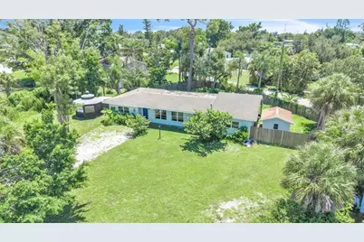 807 Lucille Avenue, Nokomis, FL 34275 - Photo 2