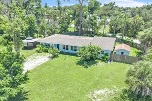 807 Lucille Ave, Nokomis, FL 34275 - Photo 2