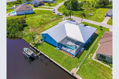 206 S Waterway Drive NW, Port Charlotte, FL 33952 - Photo 4