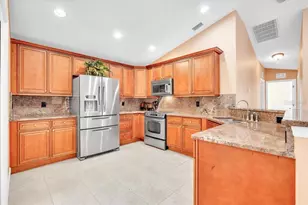 142 Australian Dr, Rotonda West, FL 33947 - Photo 10