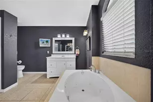 86 Santarem Cir, Punta Gorda, FL 33983 - Photo 24