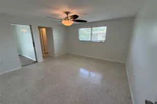 165 Dartmouth Dr NW, Port Charlotte, FL 33952 - Photo 20