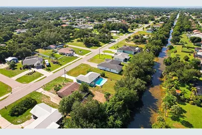 327 Harbor Boulevard, Port Charlotte, FL 33954 - Photo 4