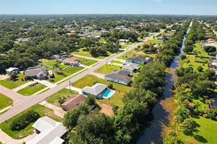 327 Harbor Blvd, Port Charlotte, FL 33954 - Photo 4