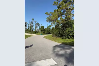 12134 Chapman Ave, Port Charlotte, FL 33983 - Photo 6