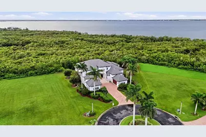 4790 Harbor Point Court, Port Charlotte, FL 33952 - Photo 6