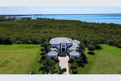 4790 Harbor Point Court, Port Charlotte, FL 33952 - Photo 2