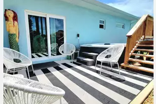562 Flamingo Rd, Venice, FL 34293 - Photo 2