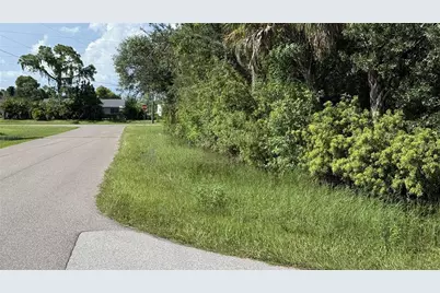 12494 Mohican Avenue, Port Charlotte, FL 33953 - Photo 4