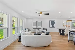 670 Venice Ln, Sarasota, FL 34242 - Photo 26