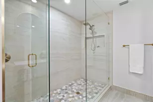 670 Venice Ln, Sarasota, FL 34242 - Photo 62