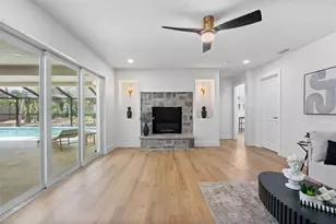 670 Venice Ln, Sarasota, FL 34242 - Photo 52